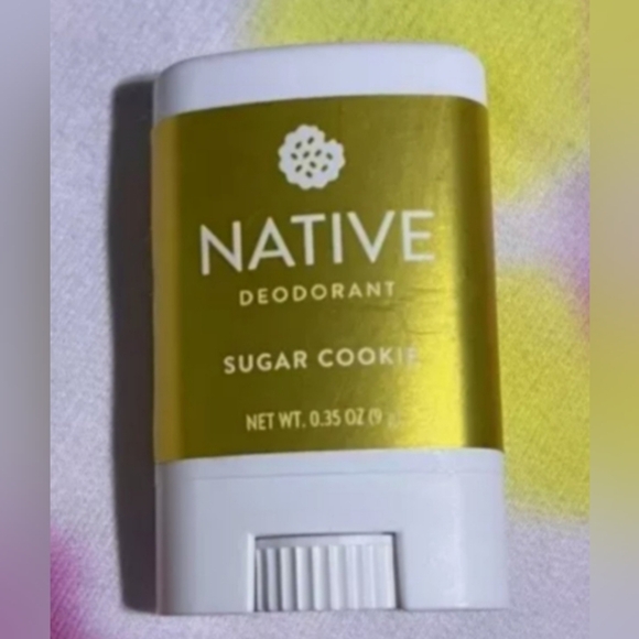 Native Solid Deodorant Holiday Sugar Cookie .35 Oz Trial Travel Size Mini - Picture 1 of 3